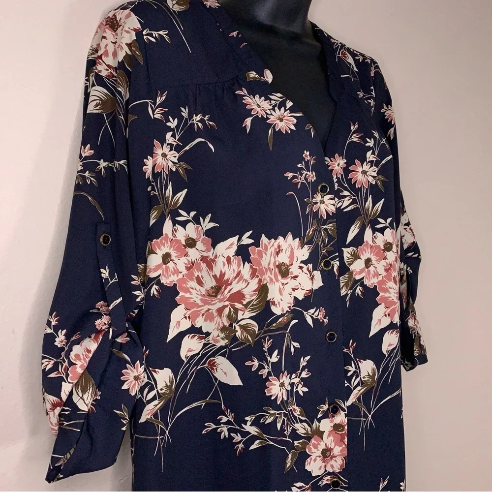 Medium Brixon Ivy Blue Floral Dress Button Front Vneck Pink Floral Print